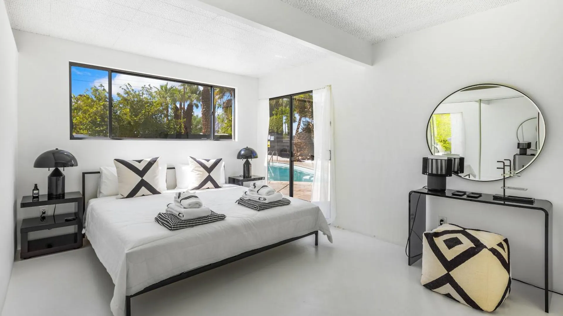 Former Steve Mcqueen'S Home Palm Springs Villa
