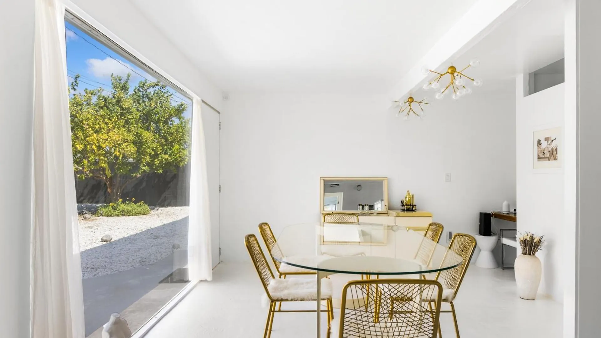 Former Steve Mcqueen'S Home Palm Springs Villa