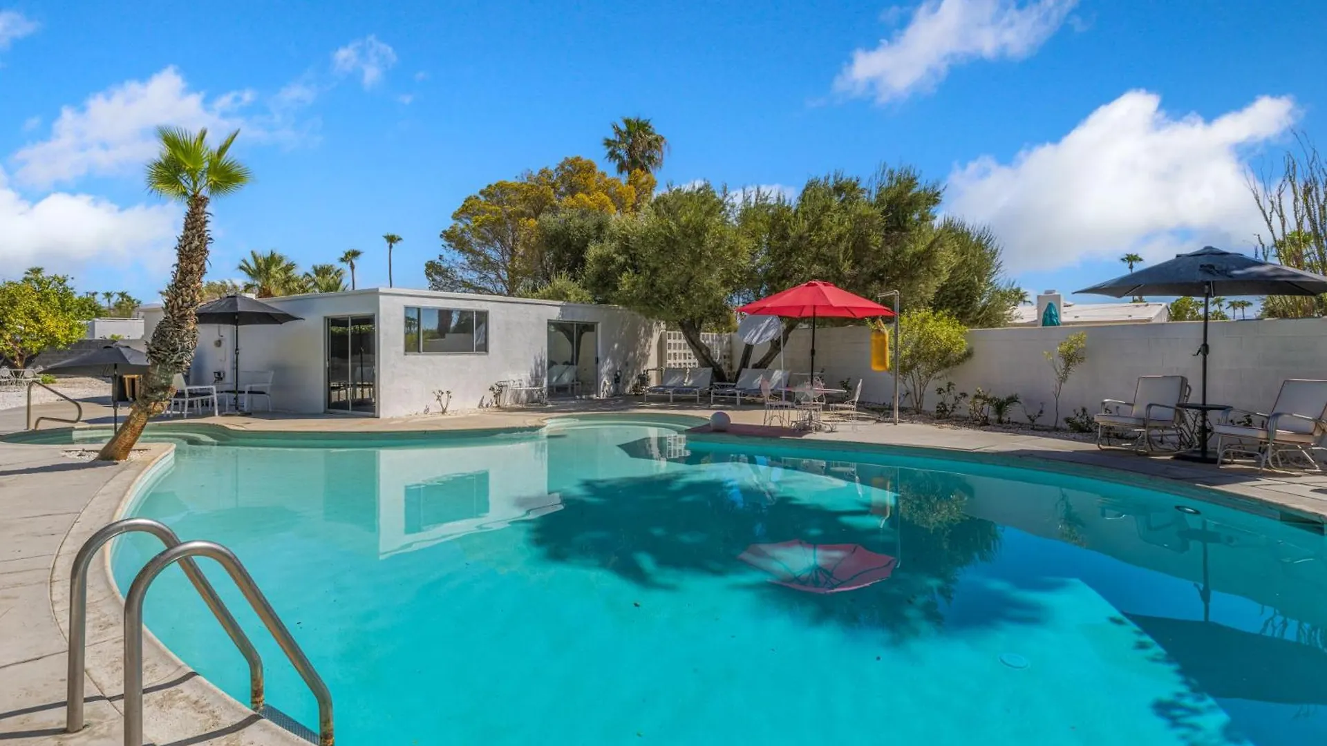 Former Steve Mcqueen'S Home Palm Springs