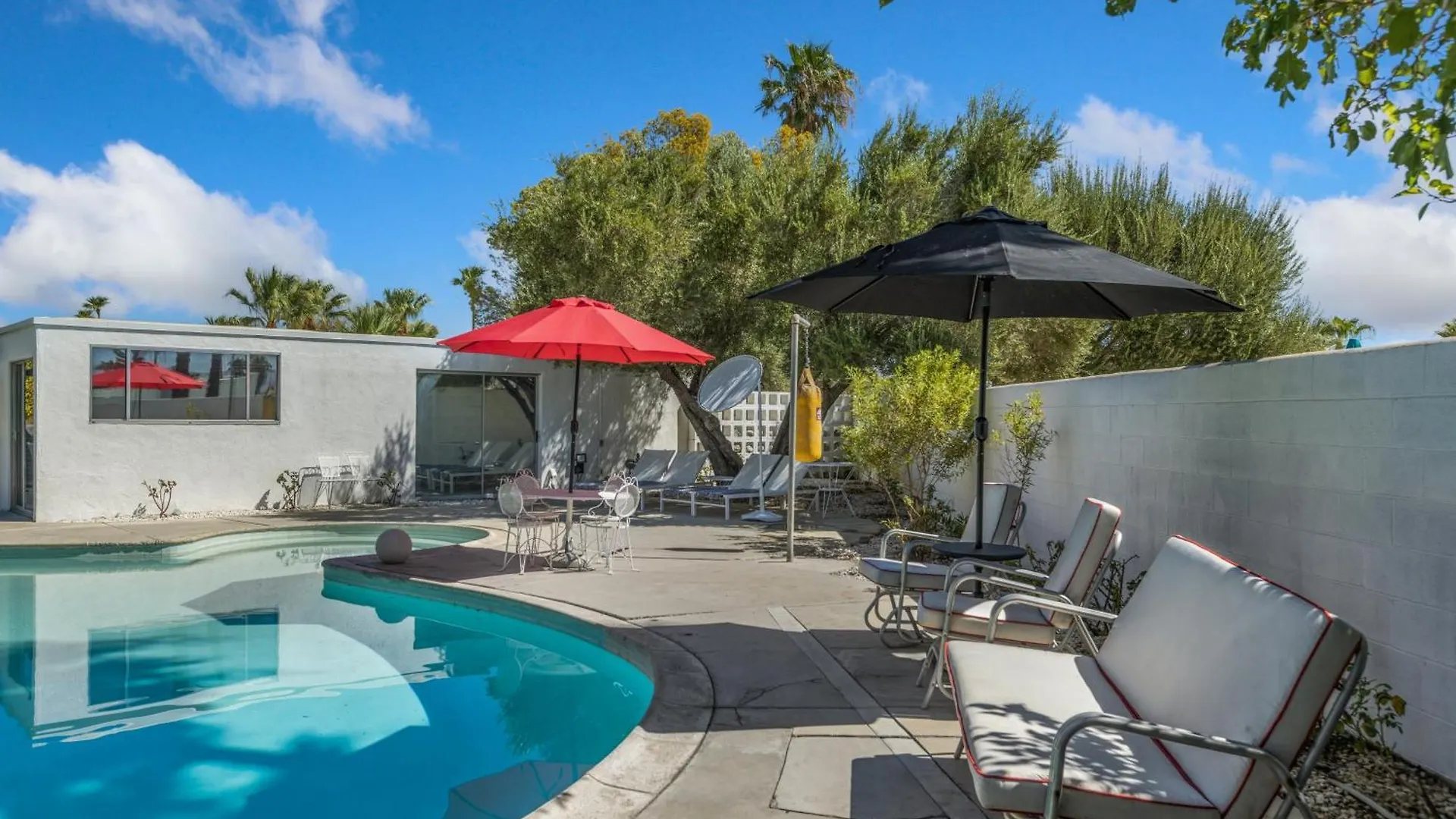 Former Steve Mcqueen'S Home Palm Springs