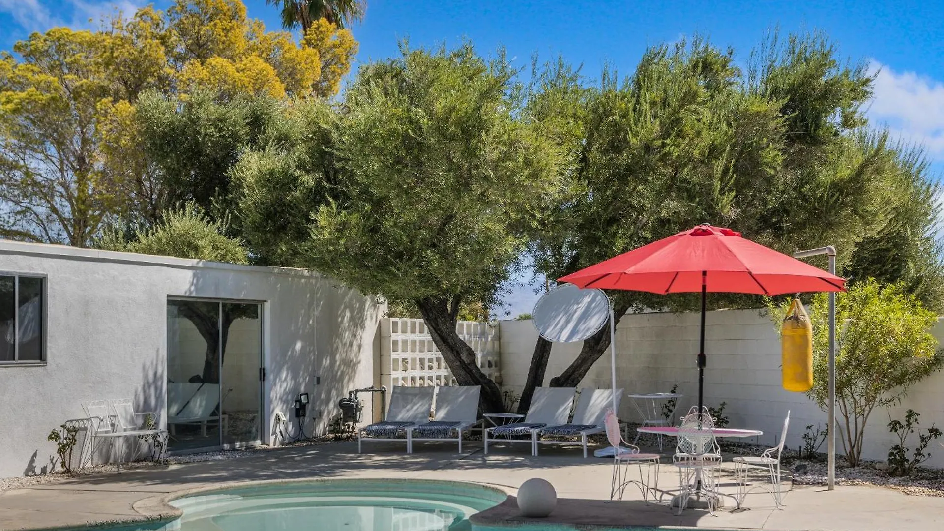 Former Steve Mcqueen'S Home Palm Springs