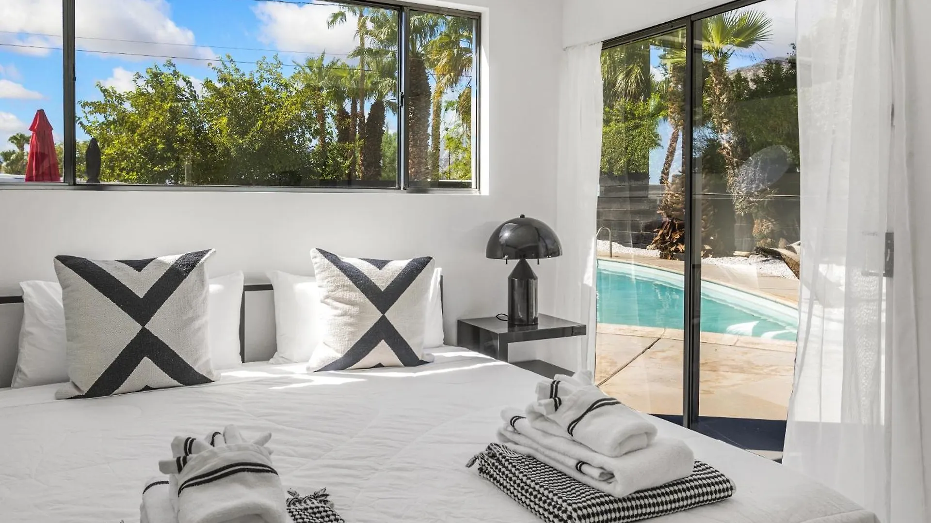 Former Steve Mcqueen'S Home Palm Springs Villa